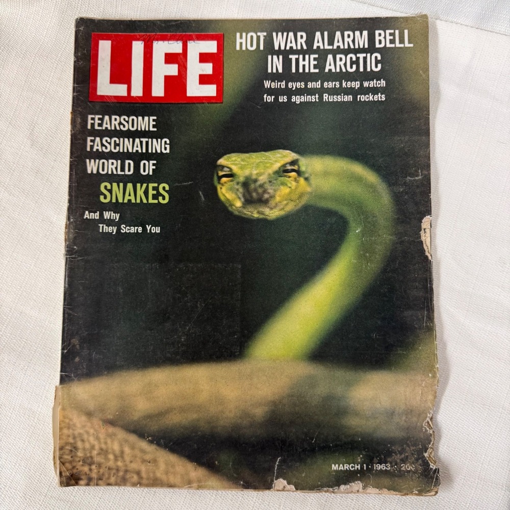 Vintage LIFE Magazine March 1 1963 Snakes Arctic War Kent Cigarette Ad L3319